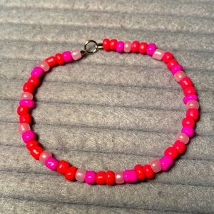 Homemade: Pink bracelet